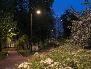 «Ленсвет» реконструировал наружное освещение в сквере Товстоногова