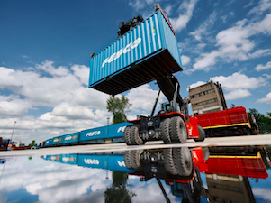 Компания «Росатома» запустила прямой железнодорожный сервис из Вьетнама в Россию