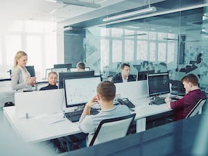 «Газпром нефть» получила больше 400 заявок на ИТ-стажировку в компании