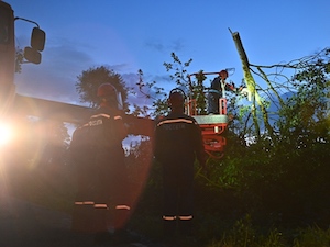 На севере и западе Подмосковья восстановлено электроснабжение по основной сети