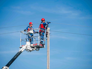 «Россети Новосибирск» реконструируют электросети в Верх-Туле