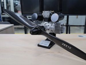 Ростех представил на выставке Иннопром поршневой двигатель для гражданских беспилотников
