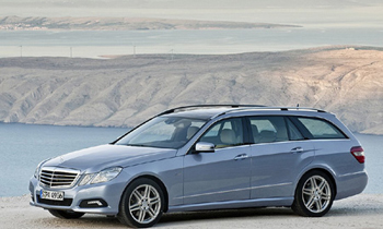 Mercedes показал новый большой универсал