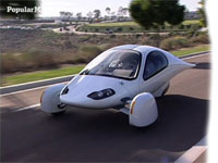 В США представили первый серийный электромобиль