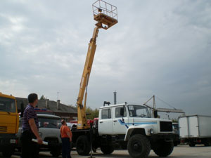 МРСК Центра обеспечила бригады распределительных сетей «Белгородэнерго» новыми автогидроподъемниками