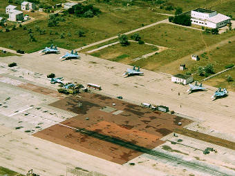Палубная авиация начнет тренировки в России в 2012 году