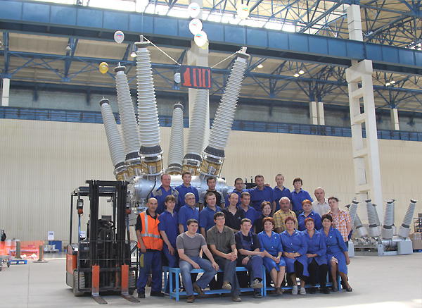 «Энергомаш – Уралэлектротяжмаш» отгрузил 100-й выключатель ВЭБ-220