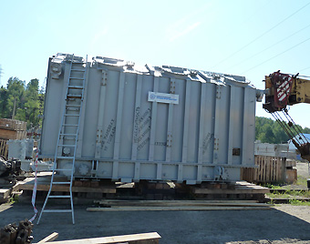 МЭС Сибири монтируют автотрансформатор на подстанции «Еланская»