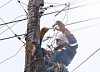 Специалисты ТЭСС ремонтируют ЛЭП