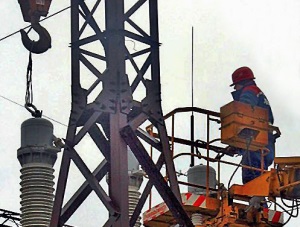 «Колэнерго» отремонтировало 228 километров ЛЭП 0,4-150 кВ с начала года