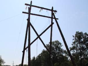 «Амурские электрические сети» восстановили  поврежденную во время паводка ЛЭП через Селемджу