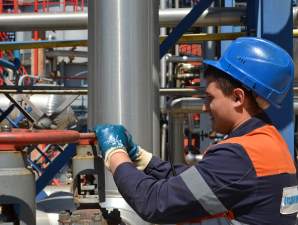 На Орском НПЗ в первом полугодии производство светлых нефтепродуктов выросло на 30%