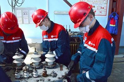 В «Оренбургэнерго» 40 студентов отряда «Энрегостарт» поднялись на ступеньку «профи»