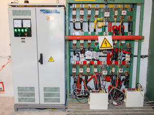 «Ленэнерго» снижает потери в сетях с помощью собственных рационализаторских устройств