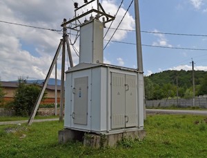 «Адыгейские электрические сети» с начала 2020 года смонтировали 20 комплектных трансформаторных подстанций