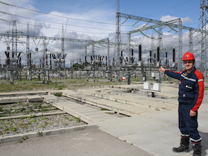 «Анна» соблюдает дистанцию