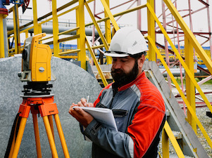 На Губкинском газовом промысле проверяют на прочность фундаменты технологического оборудования