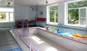 Чебоксарская ГЭС подарила слабовидящим детям семь умных пчёл для пространственной ориентации