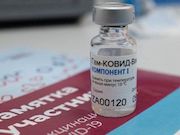 Вакцину на Эльгинское угольное месторождение доставили вертолетом