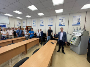 «Ленэнерго» обучает работе на электросетевом оборудовании нового поколения