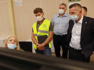 Губернатор Приморья Олег Кожемяко встретился с коллективом «Восточного Порта»