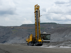 «Кузбассразрезуголь» приступил к испытаниям отечественного бурового станка нового поколения