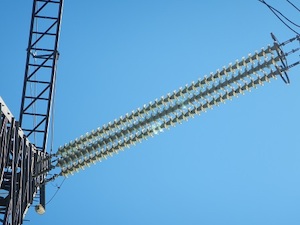 «ФСК ЕЭС» установит более 4 тысячи новых изоляторов на ЛЭП 220-500 кВ Челябинской области в 2022 году