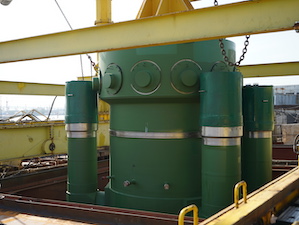 На Балтийском заводе погрузили на атомоход «Якутия» две реакторные установки