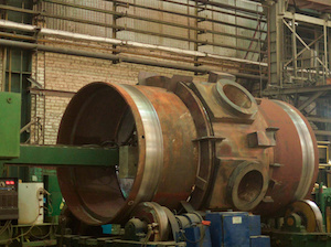 Атомэнергомаш завершил наплавку на обечайке первого реактора «РИТМ-400»