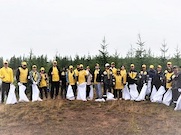 Волонтеры Сибнефтегаза провели субботник на берегу Варенгаяхи