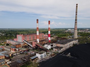 На Барабинской ТЭЦ реконструируют 100-метровую дымовую трубу