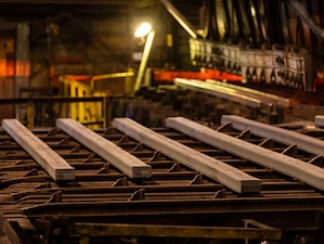 ЕВРАЗ ЗСМК выявляет дефекты заготовок с помощью интеллектуальной видеоаналитики