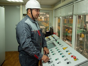 ОМК в 2023 году выделила гранты на обучение для 79 сотрудников в Выксе