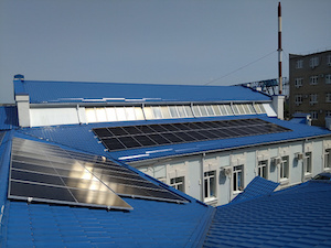 «ТрансКонтейнер» установил первую солнечную электростанцию на терминале Ростов-Товарный