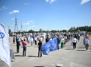 Спортсмены Курской АЭС провели мастер-класс по массовой зарядке в рамках Дня физкультурника