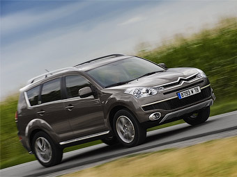 Citroen C-Crosser получит коробку передач с двумя сцеплениями