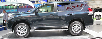 Toyota представила новый Land Cruiser Prado