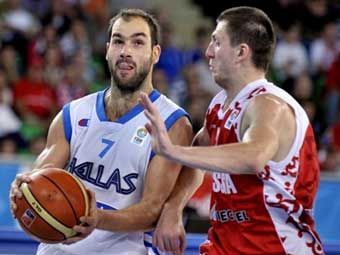 Сборная России обыграла Грецию на чемпионате Европы по баскетболу