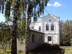 В усадьбе Боратынских сменили свечи на лампы