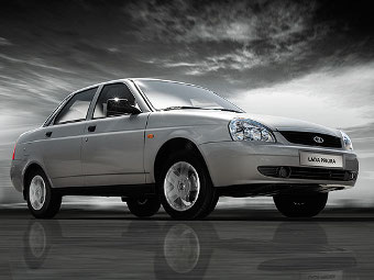 Двухтопливная Lada Priora будет дороже бензиновой на 40 тысяч рублей