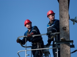 Торфяной пожар дважды нарушил электроснабжение в Ломоносове