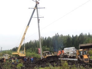 «Пермэнерго» выполнило сложную операцию по замене опоры на труднодоступном участке значимой ЛЭП