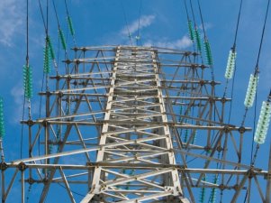 «Кубаньэнерго» заменило изоляторы на высоковольтной ЛЭП в предгорье Краснодарского края