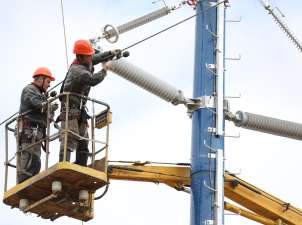 В «Сетевой компании» появились опоры нового поколения, изготовленные из композитных материалов