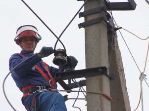 С начала года «Омскэнерго» смонтировало более 90 километров СИП