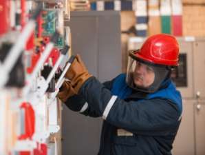 «Ленэнерго» восстановило электроснабжение после шторма