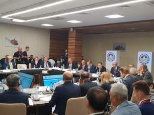 Ежегодный грузопоток по Севморпути достигнет 80 млн тонн к 2024 году