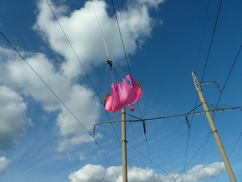 Парашютиста век недолог