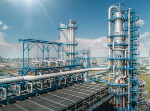 Омский НПЗ встречает 65-летний юбилей в статусе крупнейшего промышленного предприятия России