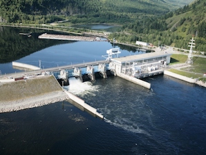 Майнская ГЭС заменила первый силовой трансформатор